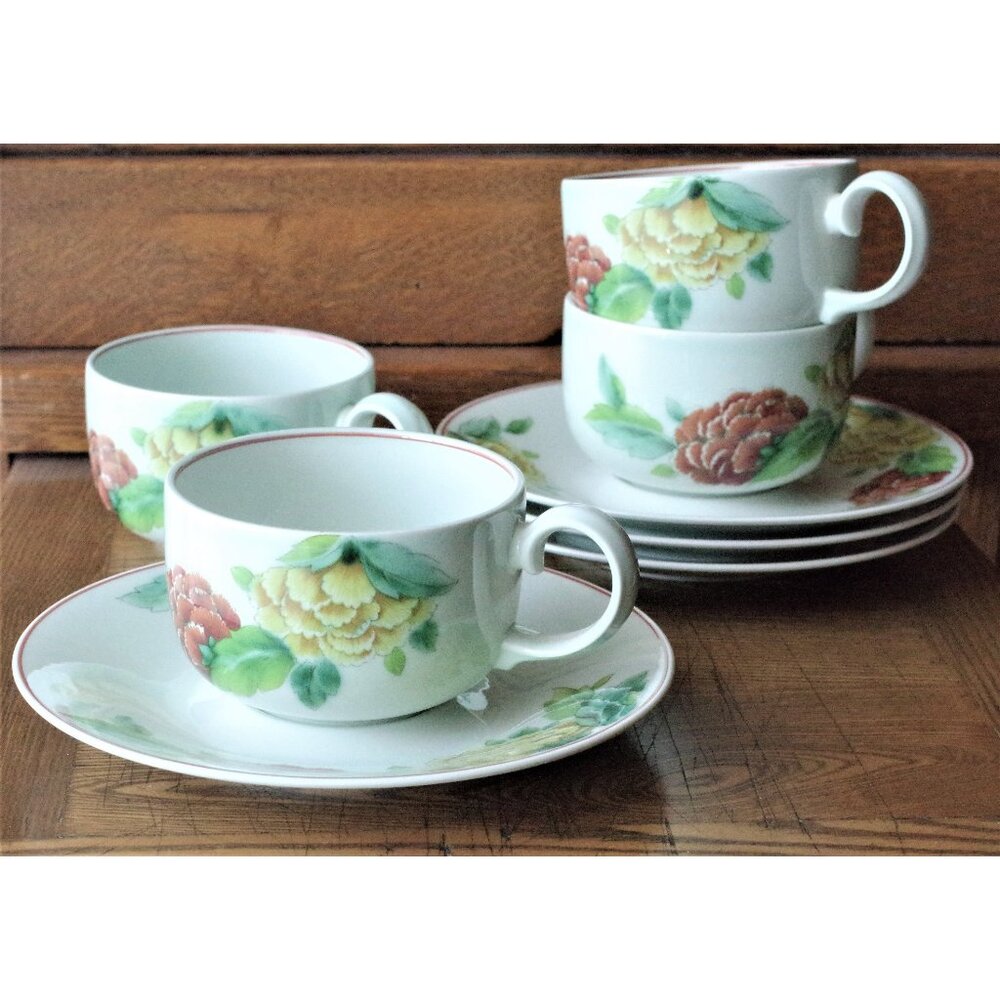 Villeroy & Boch, T'chou Pattern Porcelain 12 pcs. Teacups, Saucers, Plates